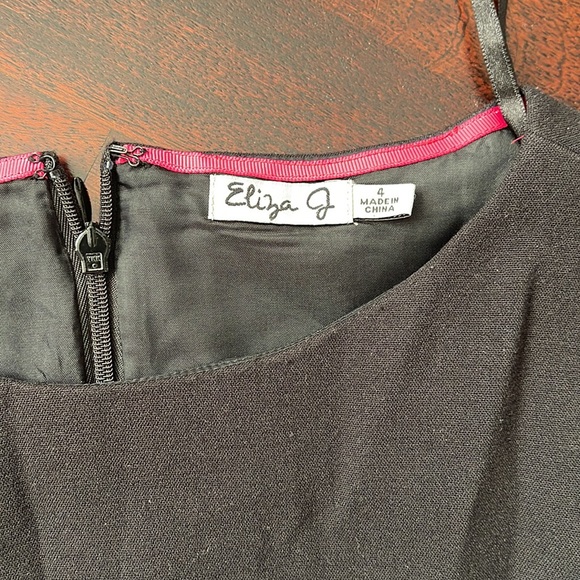 Eliza J pocketed Shift dress - Picture 6 of 8